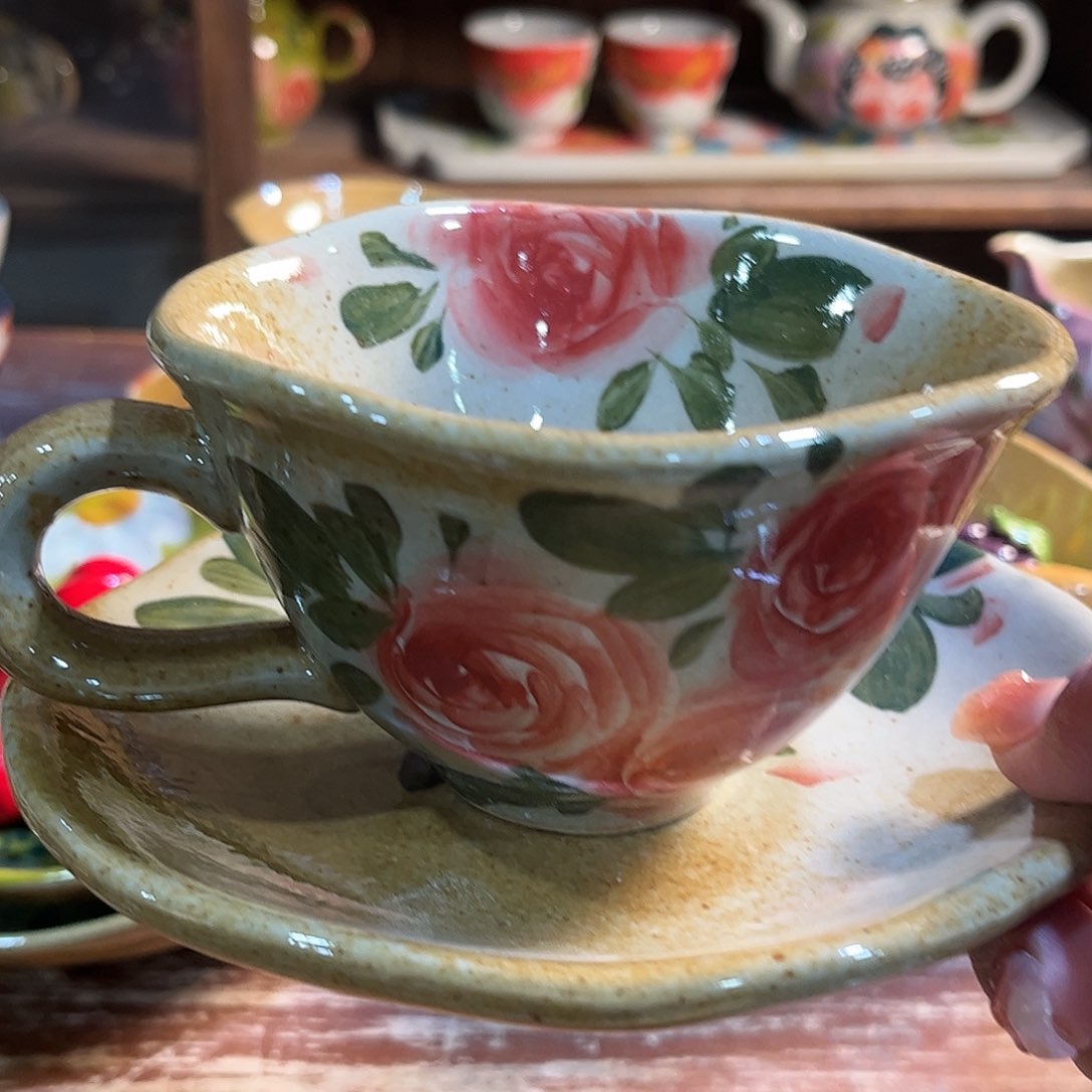 瓷片红红火火过大年