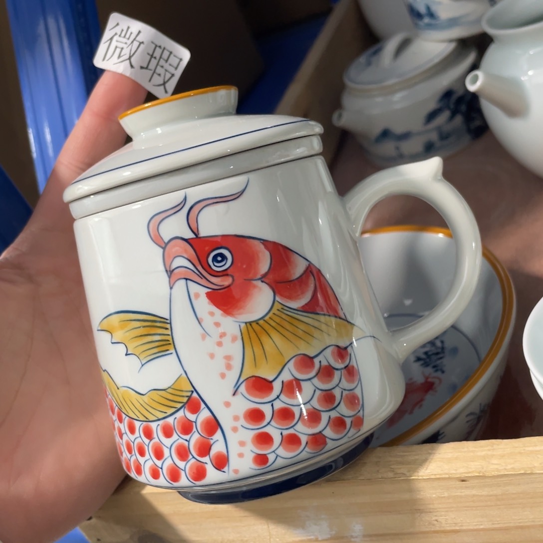 釉下手绘茶具微瑕