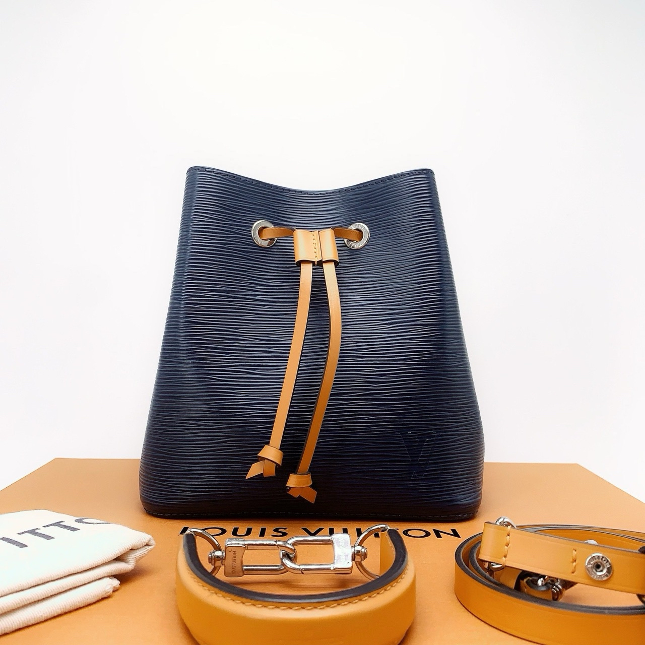 95新  小野专属/95新/路易威登/单肩包/DP3464