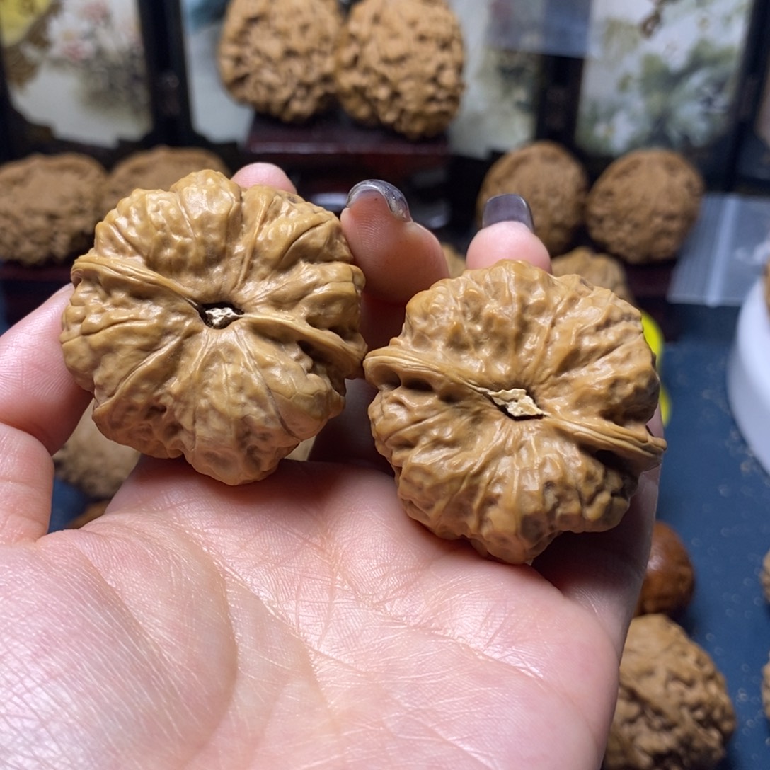 文玩核桃吊坠蛤蟆头41尺16