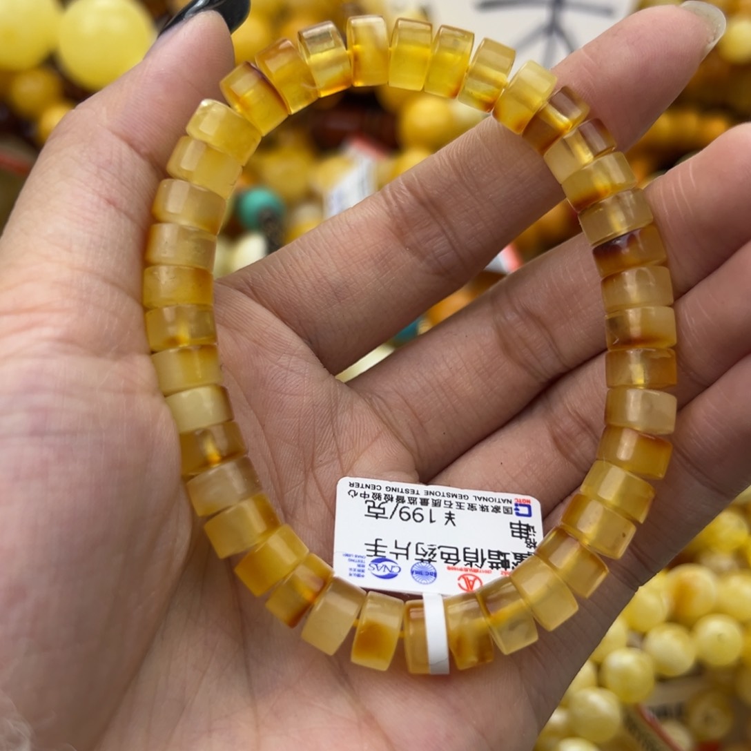 琥珀珠宝奇石未镶嵌