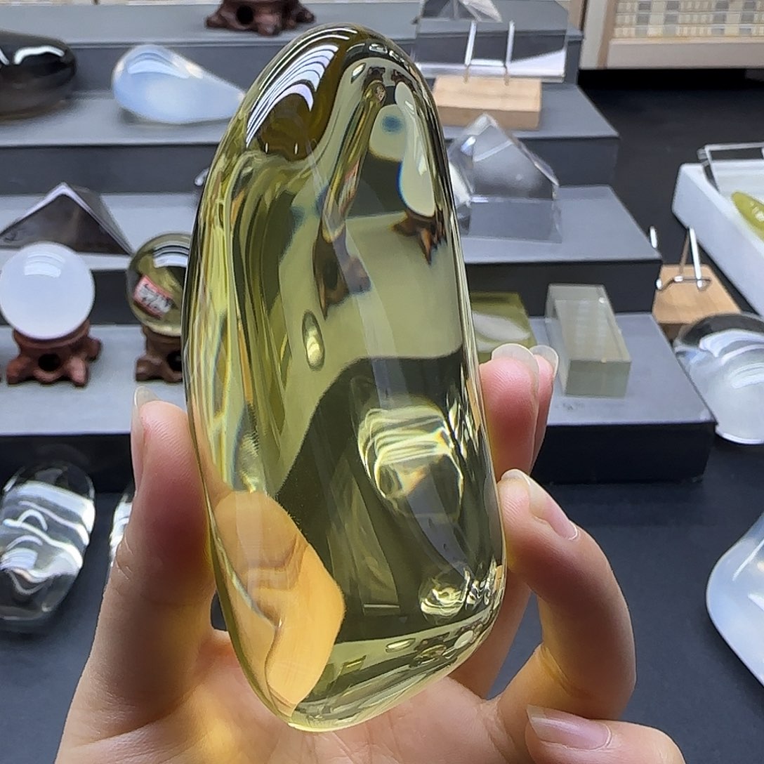 水晶天然摆件未镶嵌沈****心