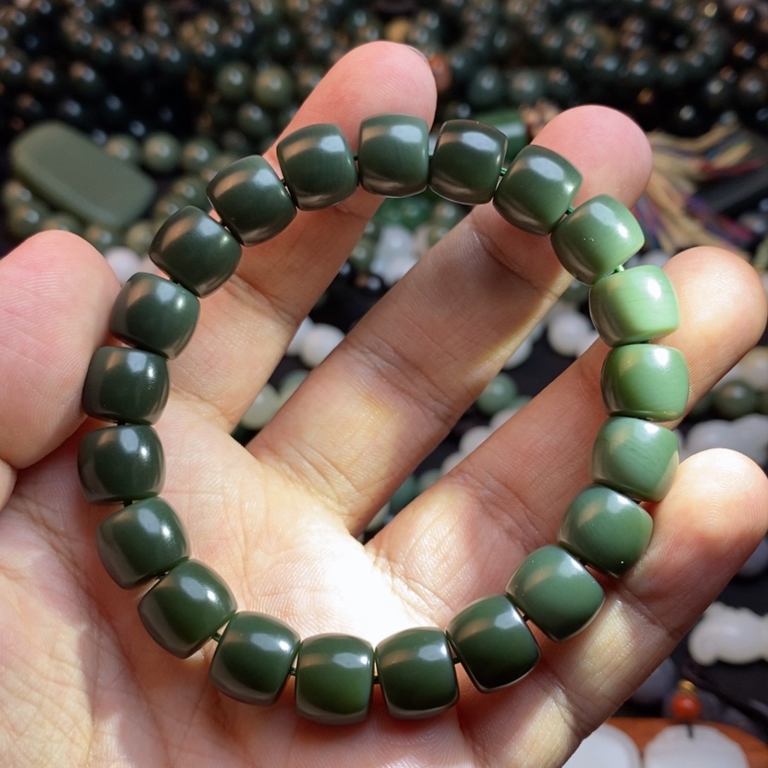 未镶嵌和田玉手串