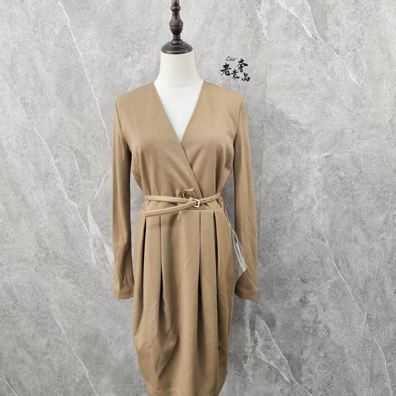 99新 MaxMara 海囤J/Maxmara 裙子/40码/ds57347