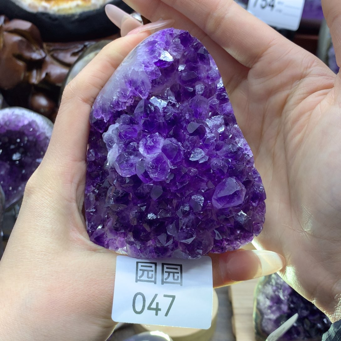 紫晶大型摆件（非配饰）未镶嵌