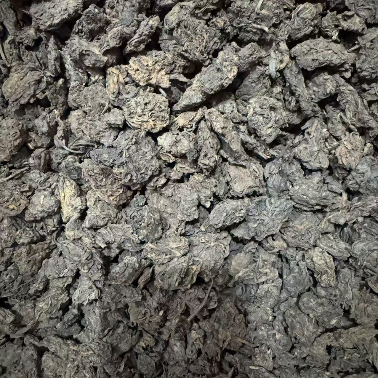 2015年冰岛老茶头  200g/份  熟茶  普洱茶  云南普洱茶