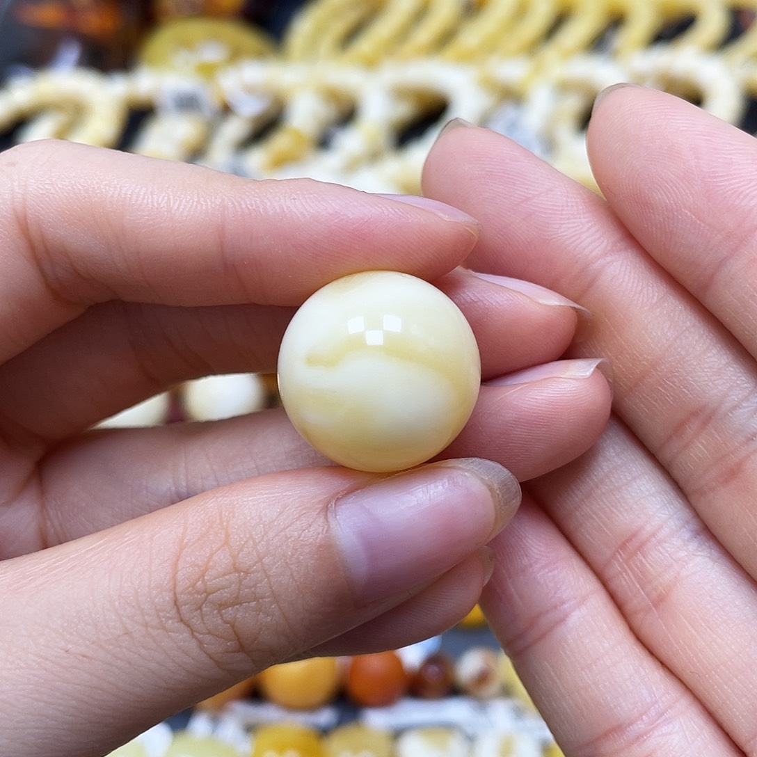 未镶嵌蜜蜡裸石圆珠19mm花粉