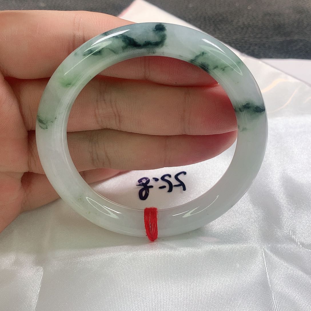 未镶嵌手镯（圆镯）翡翠383号
