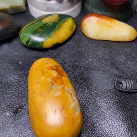 和田玉珠宝奇石未镶嵌