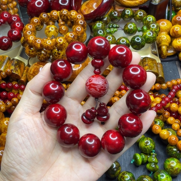 松木琥珀木文玩手串