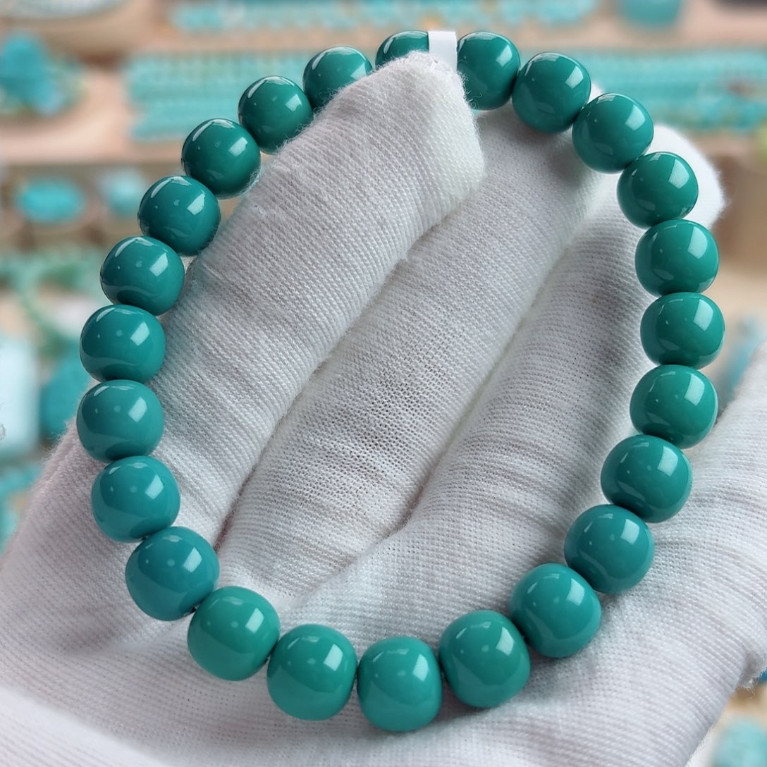 绿松石未镶嵌珠宝奇石（泡油）