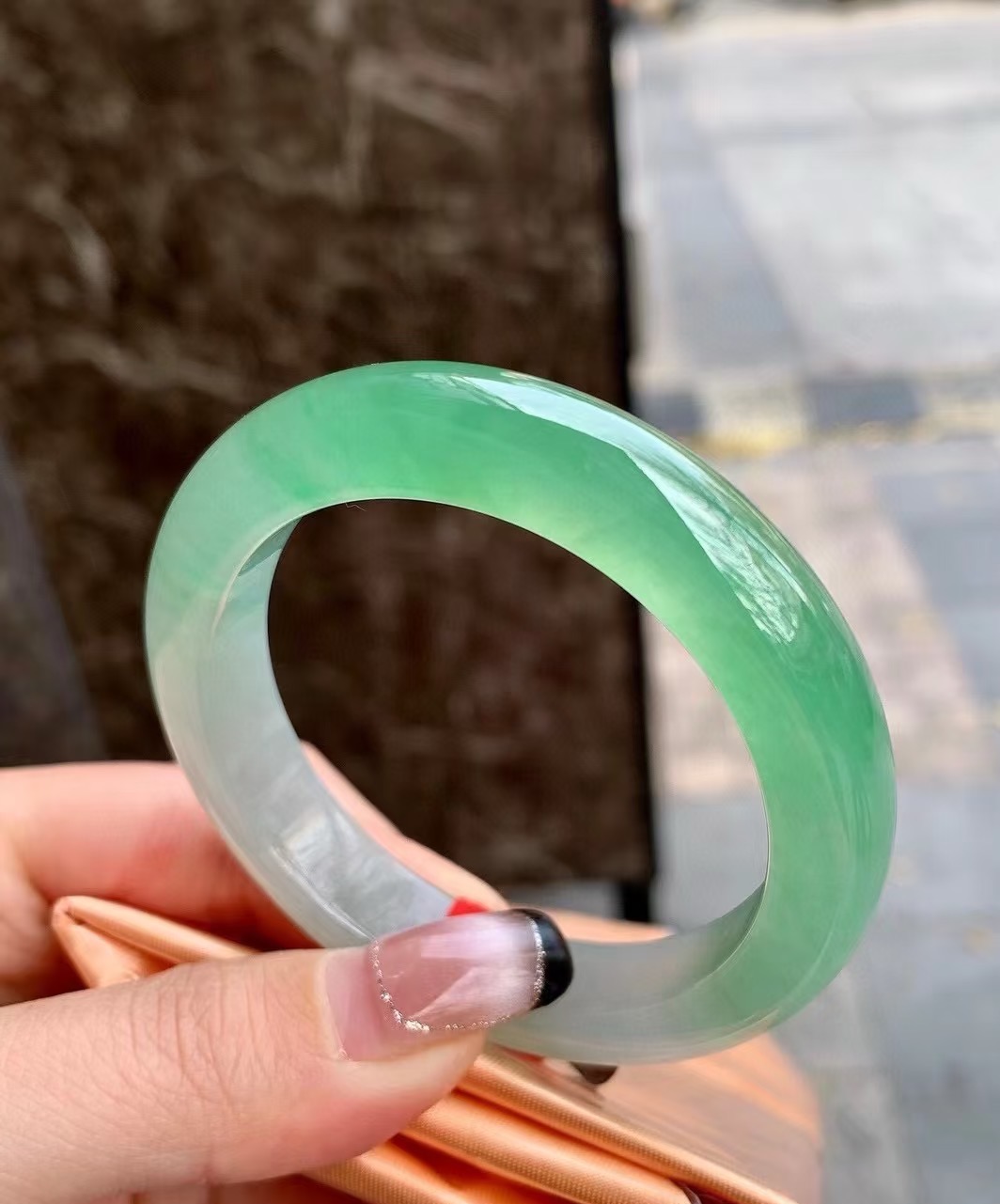 （圈口看详细页面）时尚精美缅风手镯