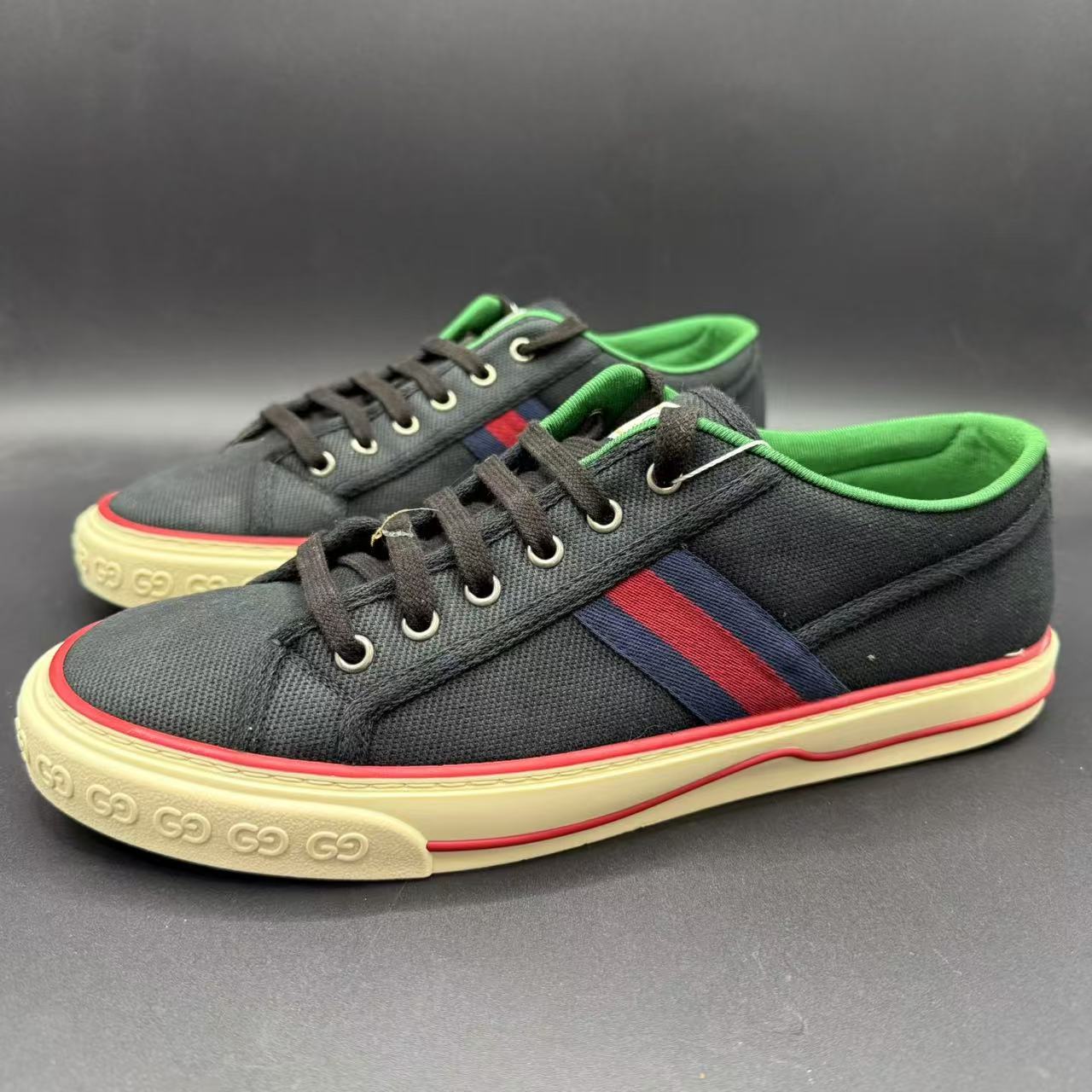 95新 GUCCI/古驰 【聚星折扣】男士黑色休闲1977板鞋43码ca564t