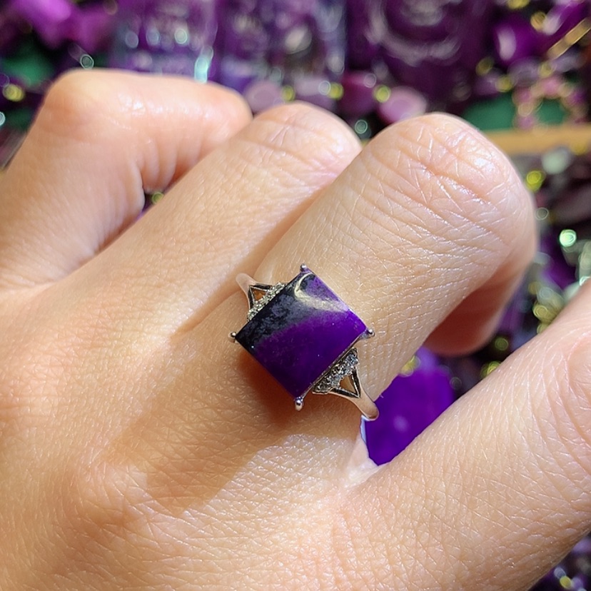 【闪购商品】苏纪石（舒俱来）戒指银S925镶嵌