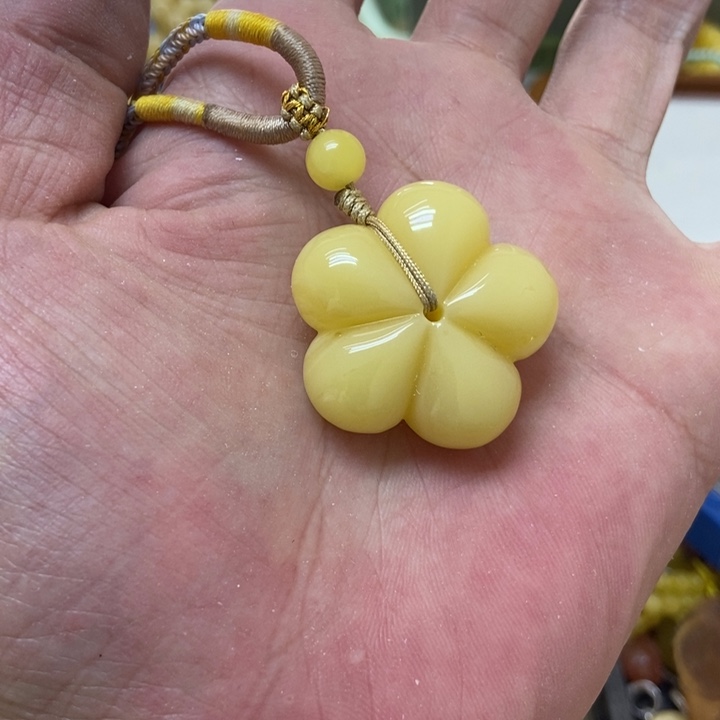 裸石蜜蜡未镶嵌吊坠