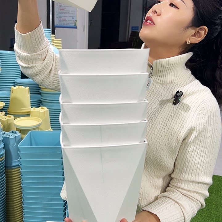 微瑕FV170口17高21白色6只无托