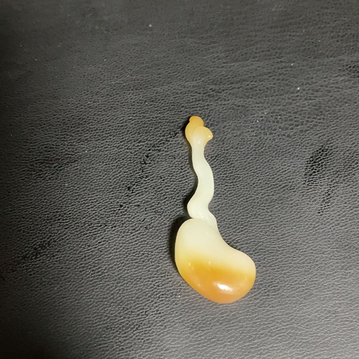 【闪购商品】颈饰未镶嵌和田玉（糖玉）