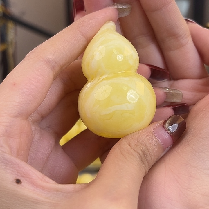 裸石琥珀未镶嵌26.3g瓷白花满蜡妖花葫芦