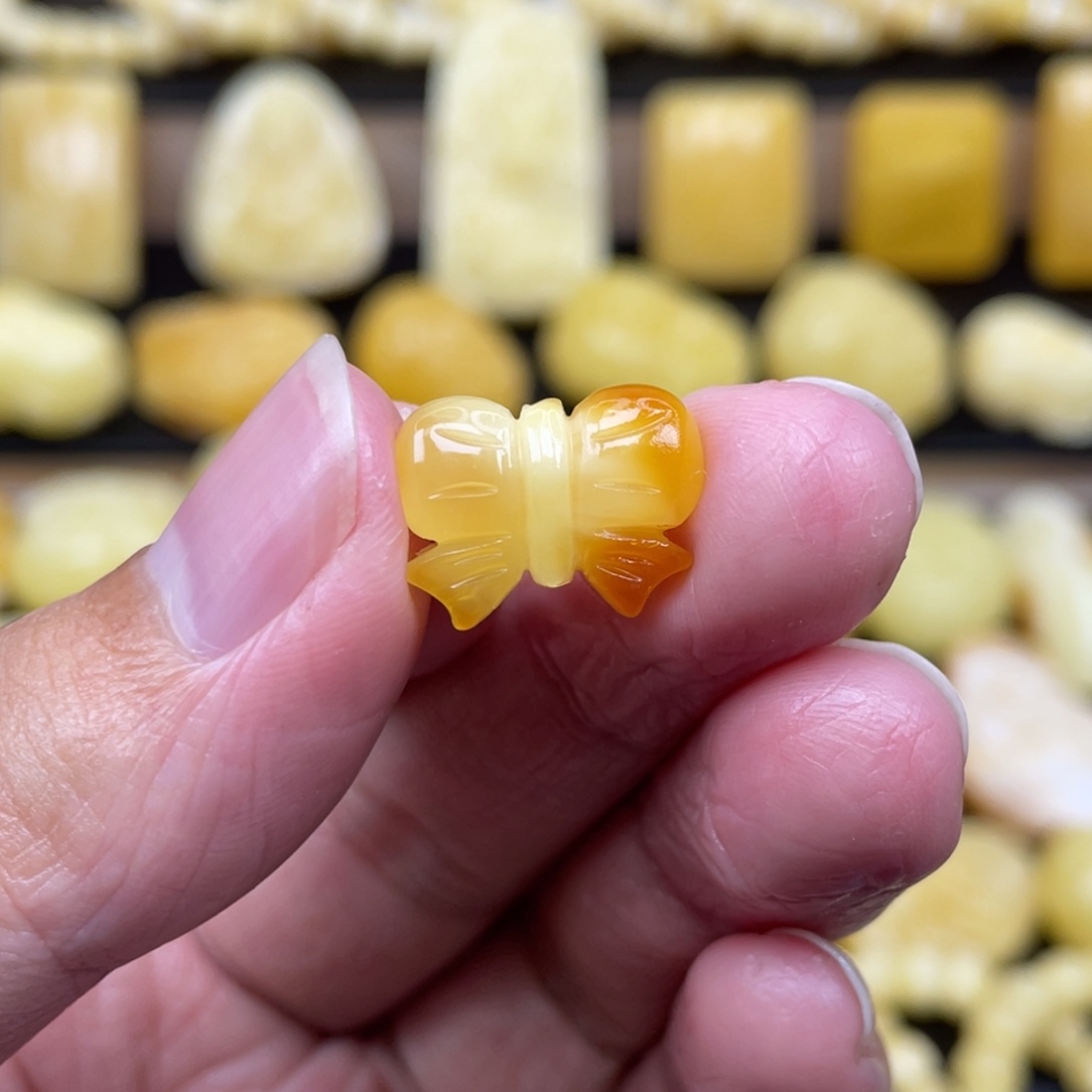 琥珀未镶嵌裸石琥珀蜜蜡