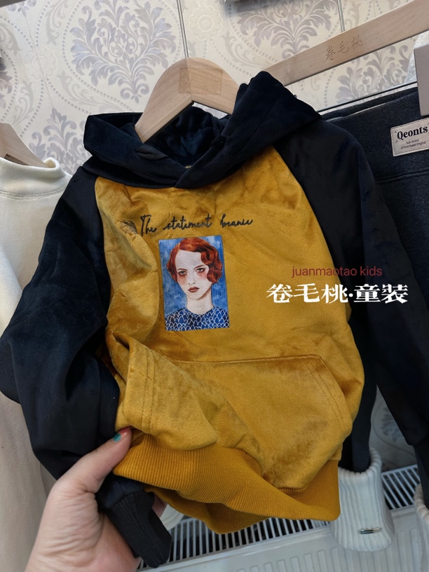 男女同款丝绒连帽卫衣