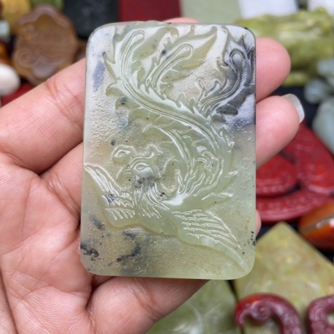 蛇纹石玉颈饰未镶嵌7