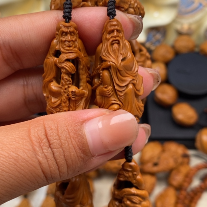 【闪购商品】橄榄核吊坠橄榄手工雕刻工艺