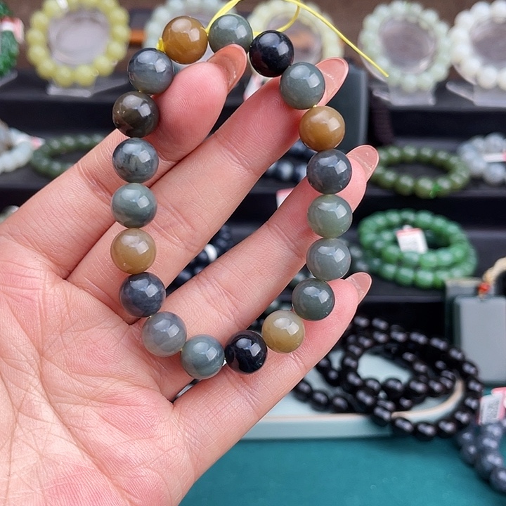 和田玉未镶嵌手链新疆三色楼兰原矿卡10