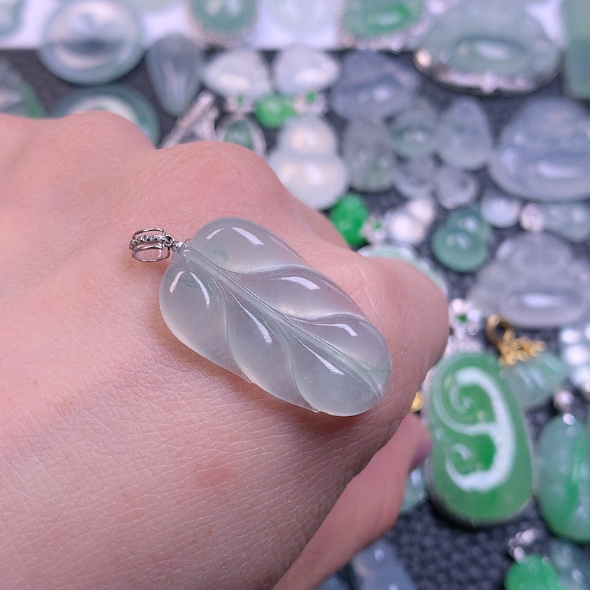 【闪购商品】翡翠颈饰18K金镶嵌零*天然缅甸翡翠