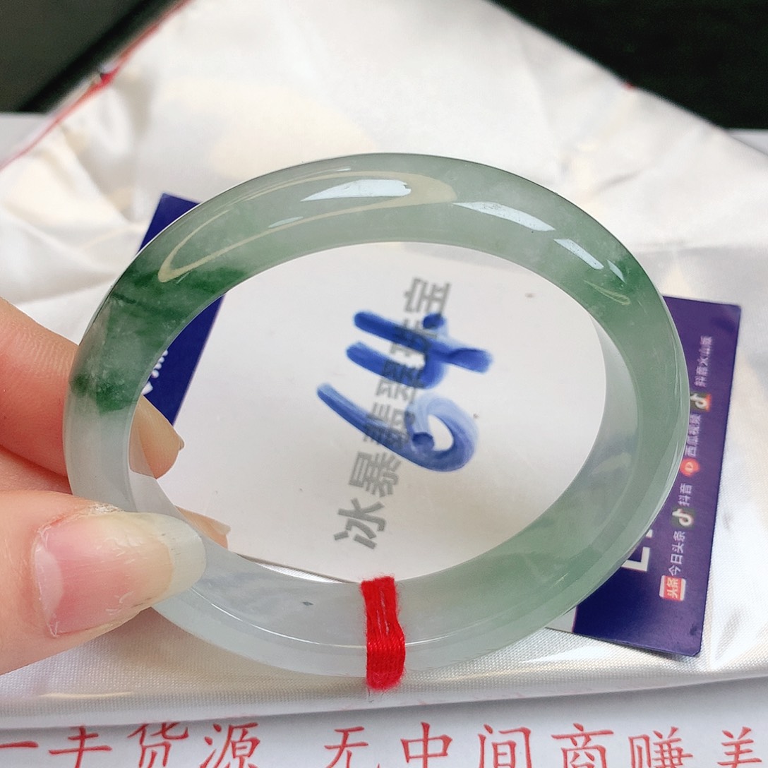 翡翠手镯未镶嵌缅甸天然a货翡翠