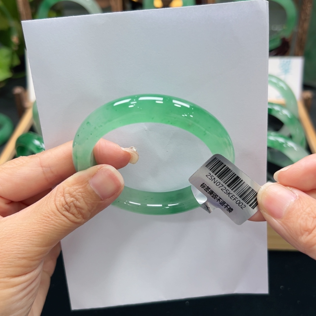 猪***姐未镶嵌手镯石英质玉➕佳佳5455