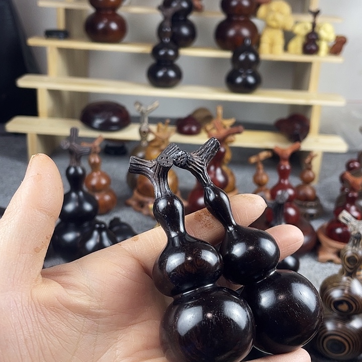 大叶紫檀（黑酸枝木类）
