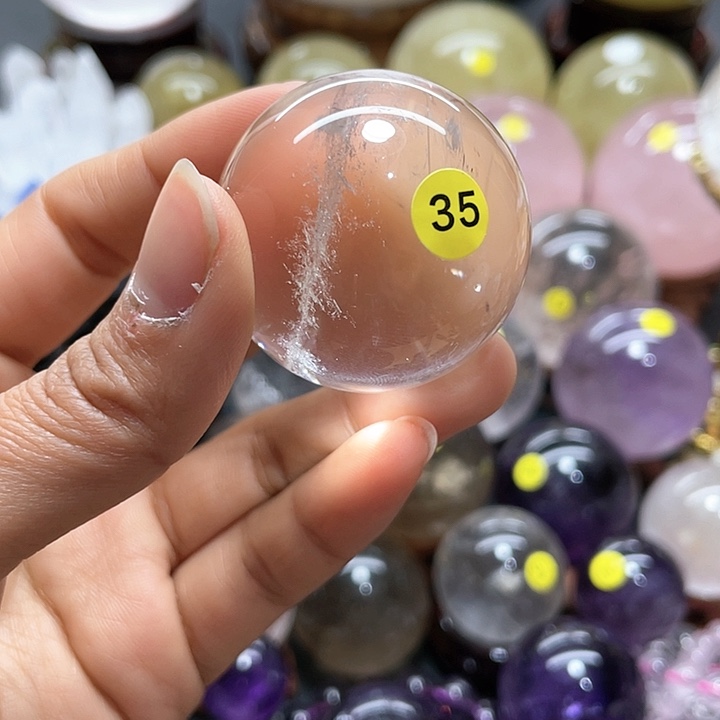 水晶水晶卡4.05，35未镶嵌