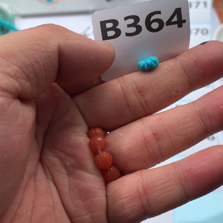 南红玛瑙未镶嵌珠宝奇石