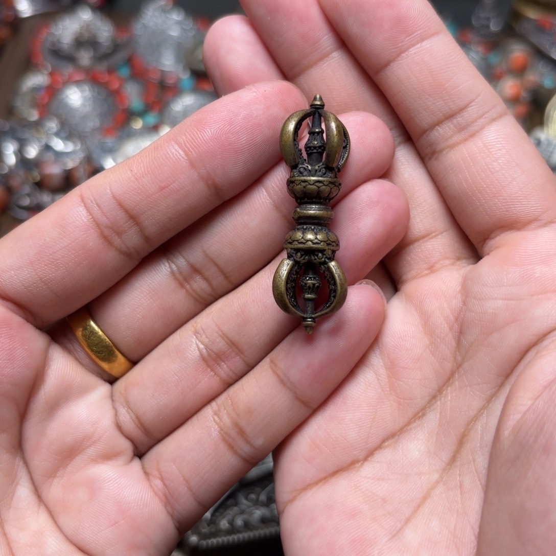 铜星月菩提吊坠项链