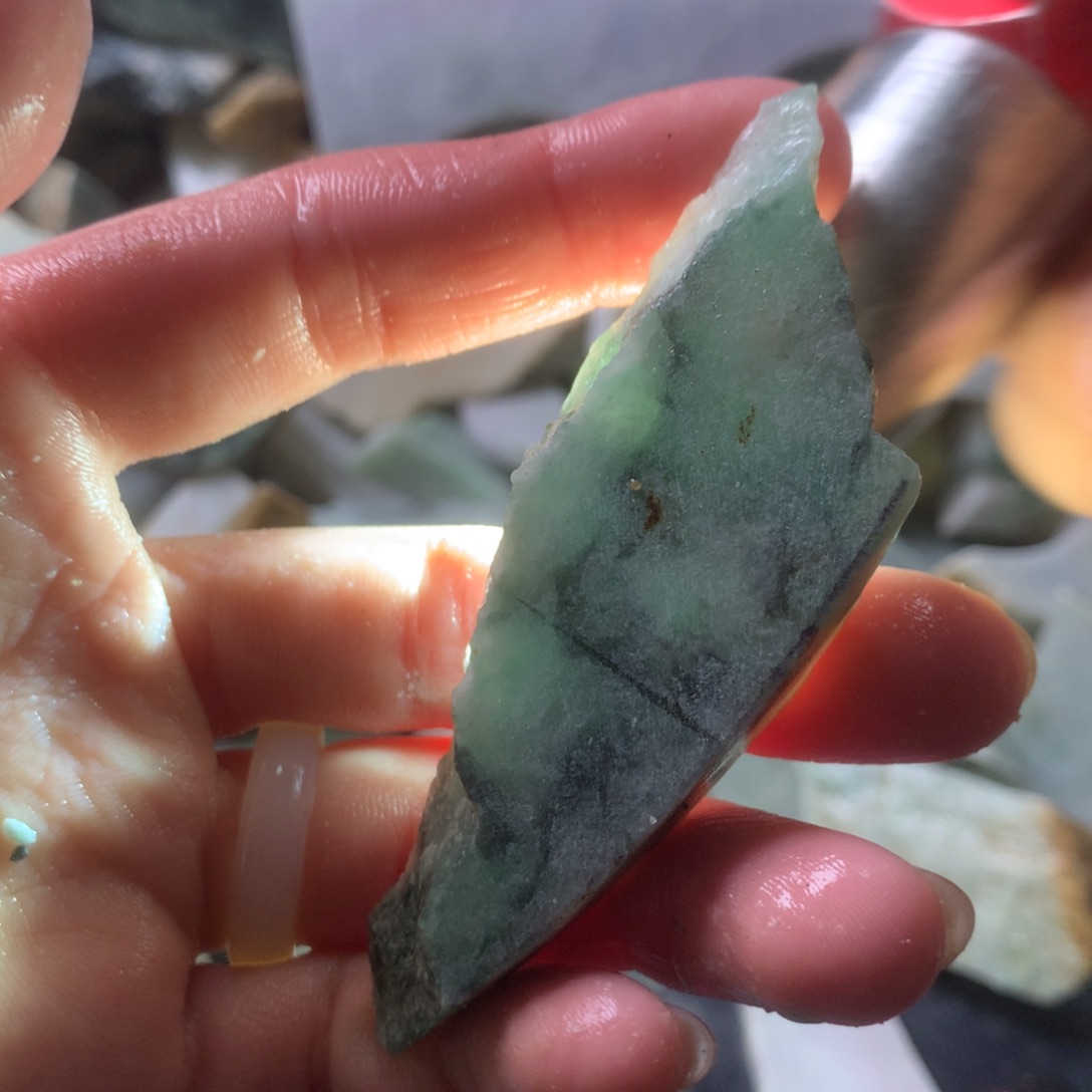 翡翠颈饰未镶嵌缅甸翡翠