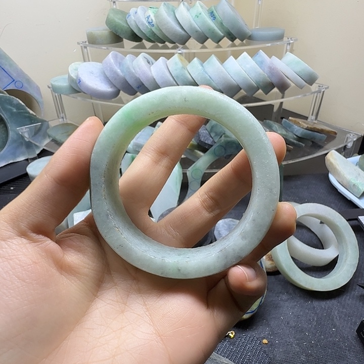 翡翠裸石缅甸翡翠