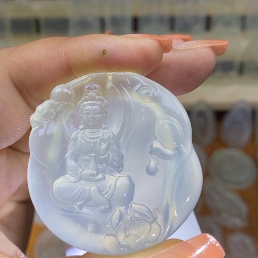 【闪购商品】蛇纹石玉颈饰未镶嵌