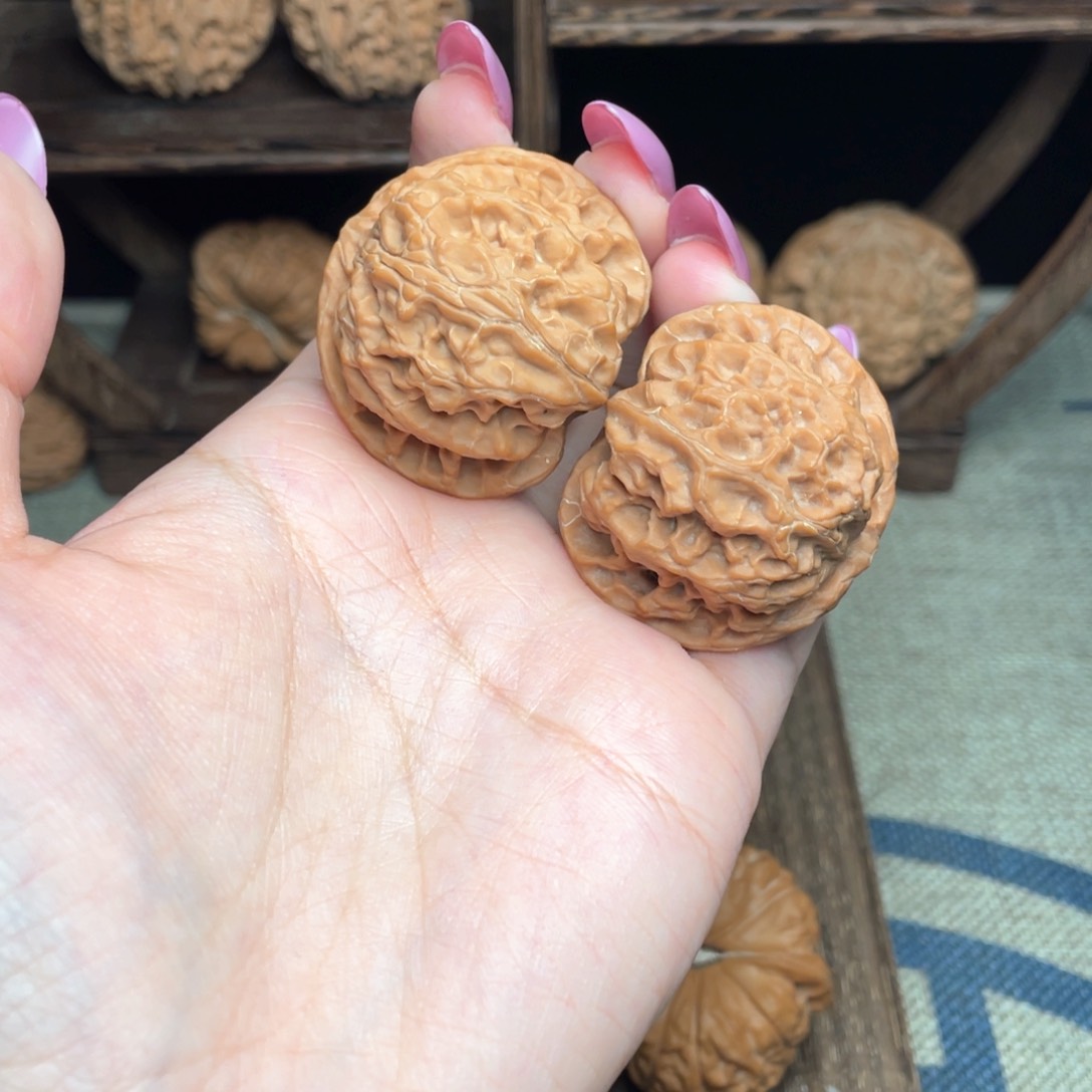 文玩核桃把件39.8苹果园