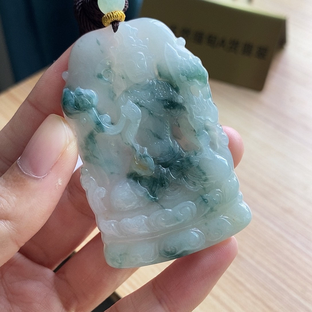 【闪购商品】颈饰未镶嵌翡翠无**比天然缅甸A货翡翠