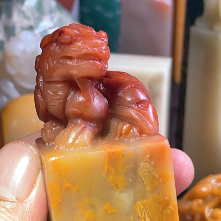 老挝石老挝石巧色钮