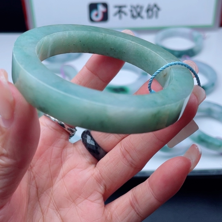 定制翡翠未镶嵌正