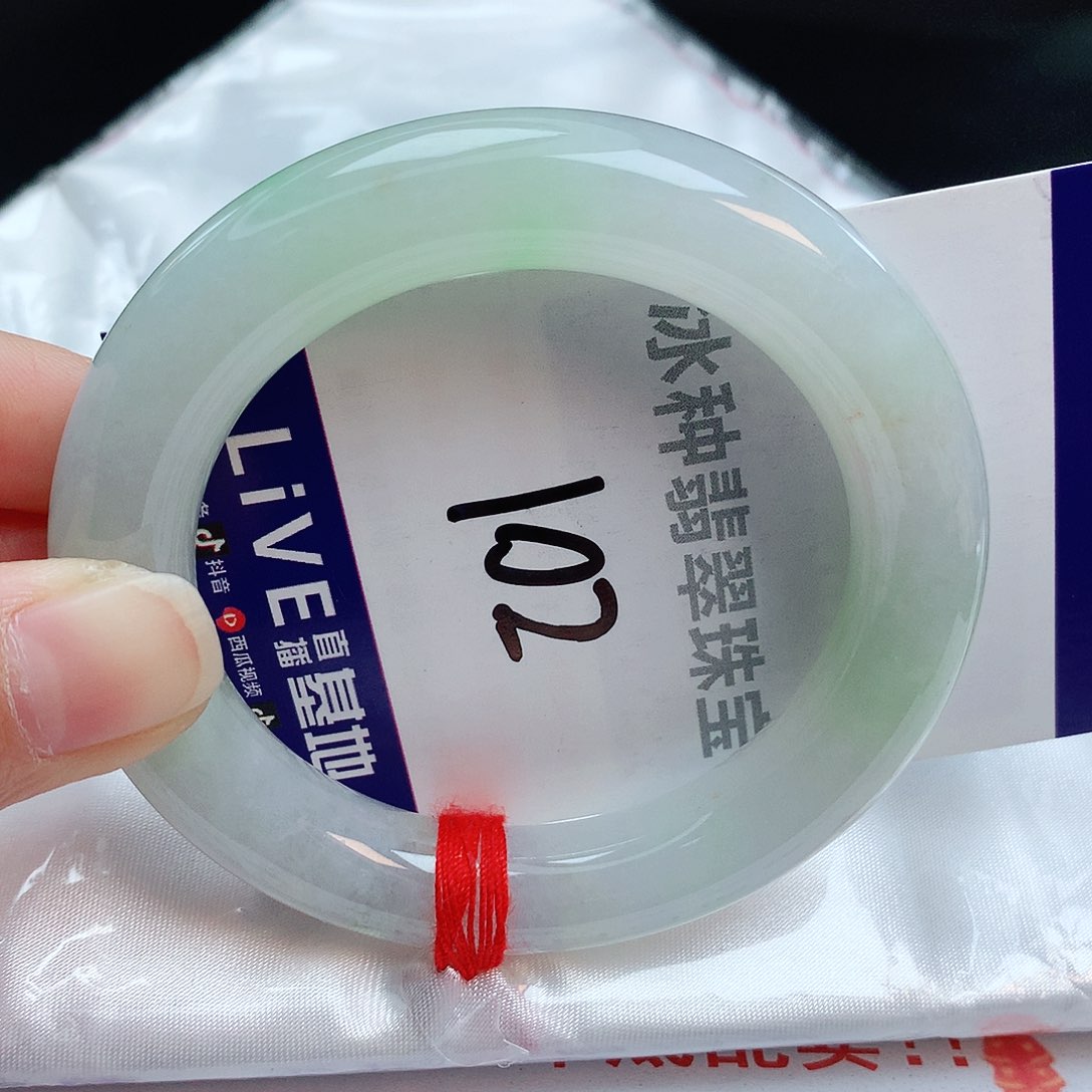 翡翠手镯未镶嵌缅甸天然A货翡翠手镯