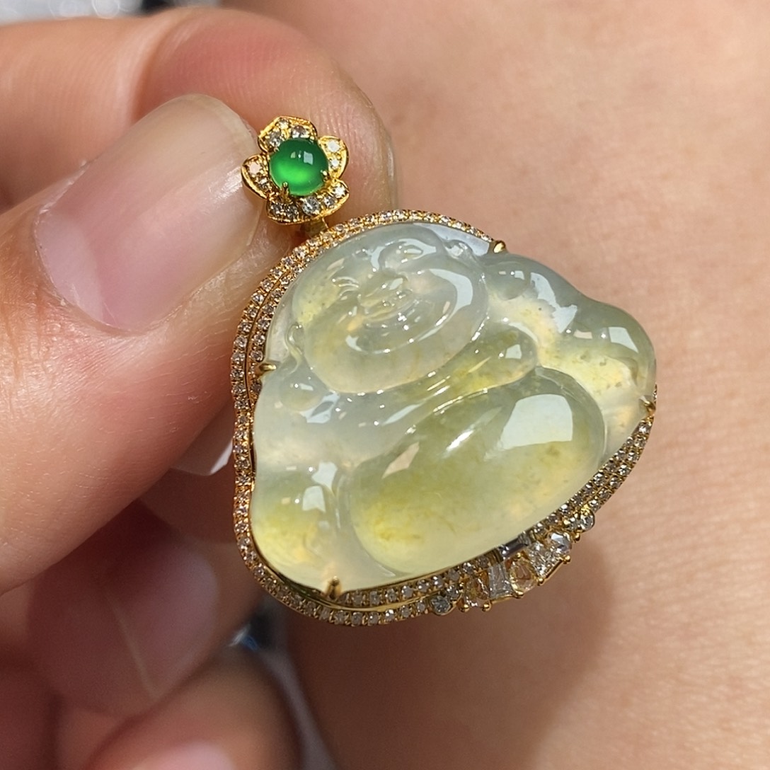 翡翠颈饰18K金镶嵌佛公