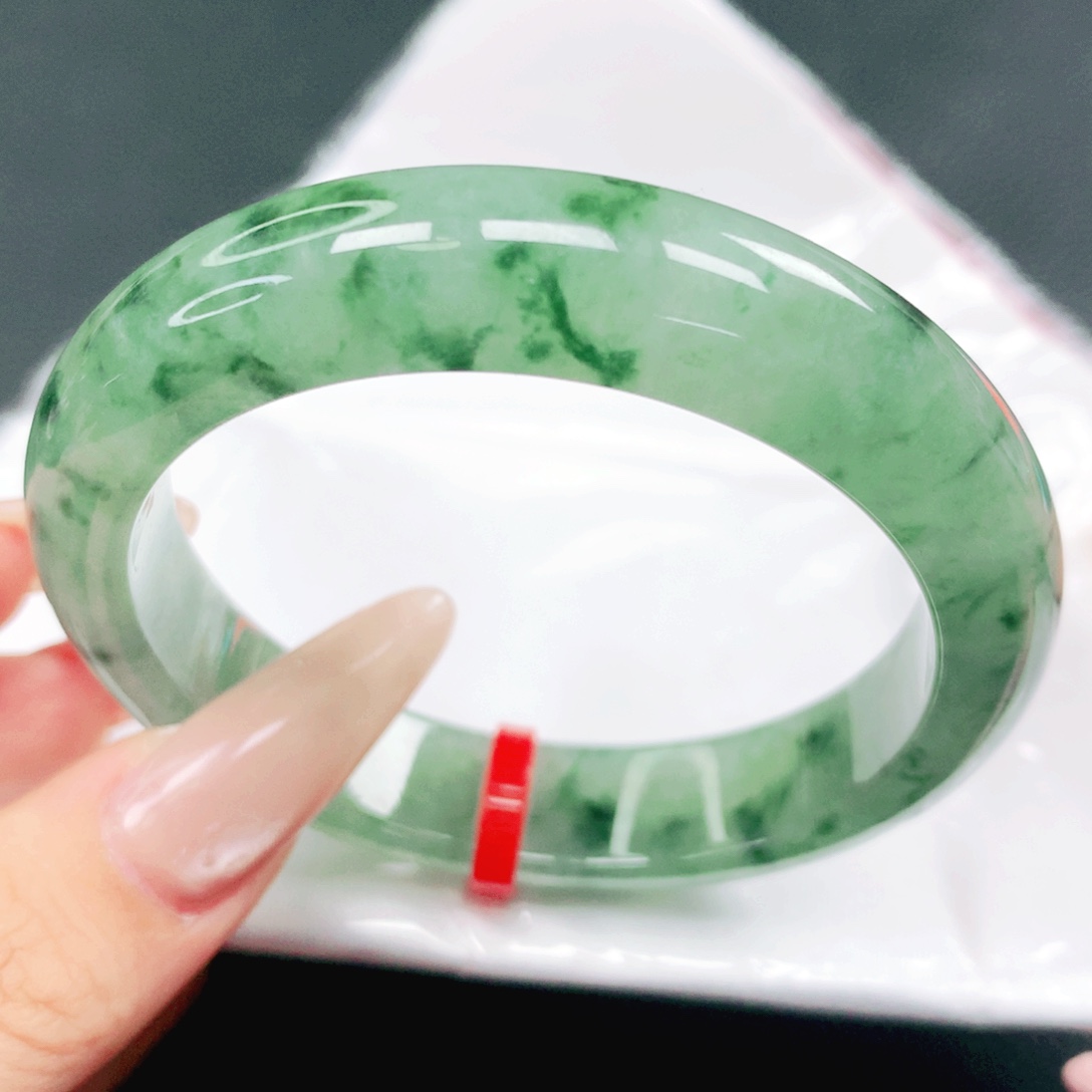 翡翠未镶嵌手镯54