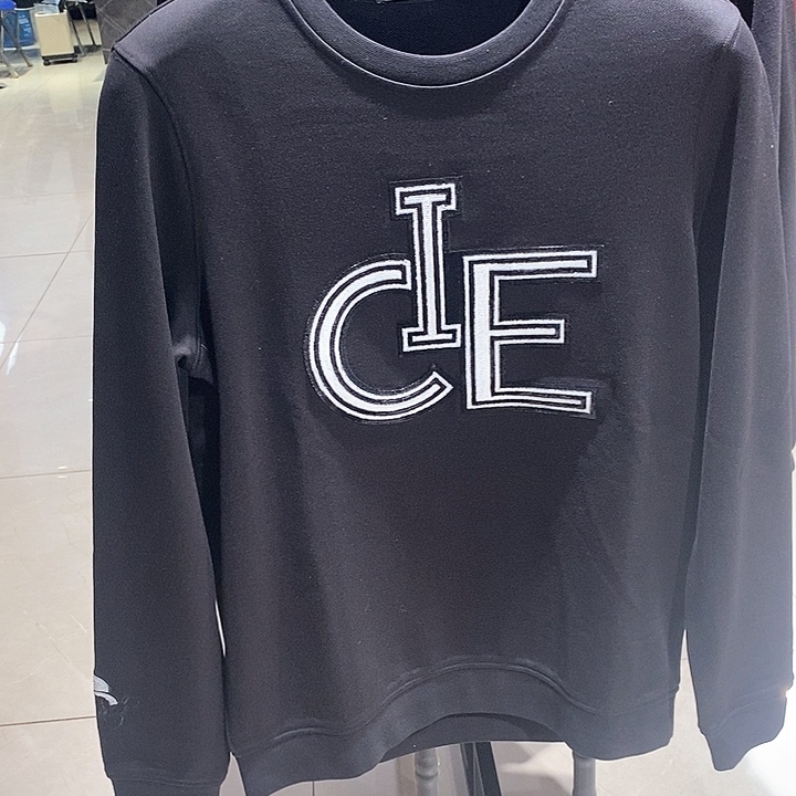 套头款意大利品牌