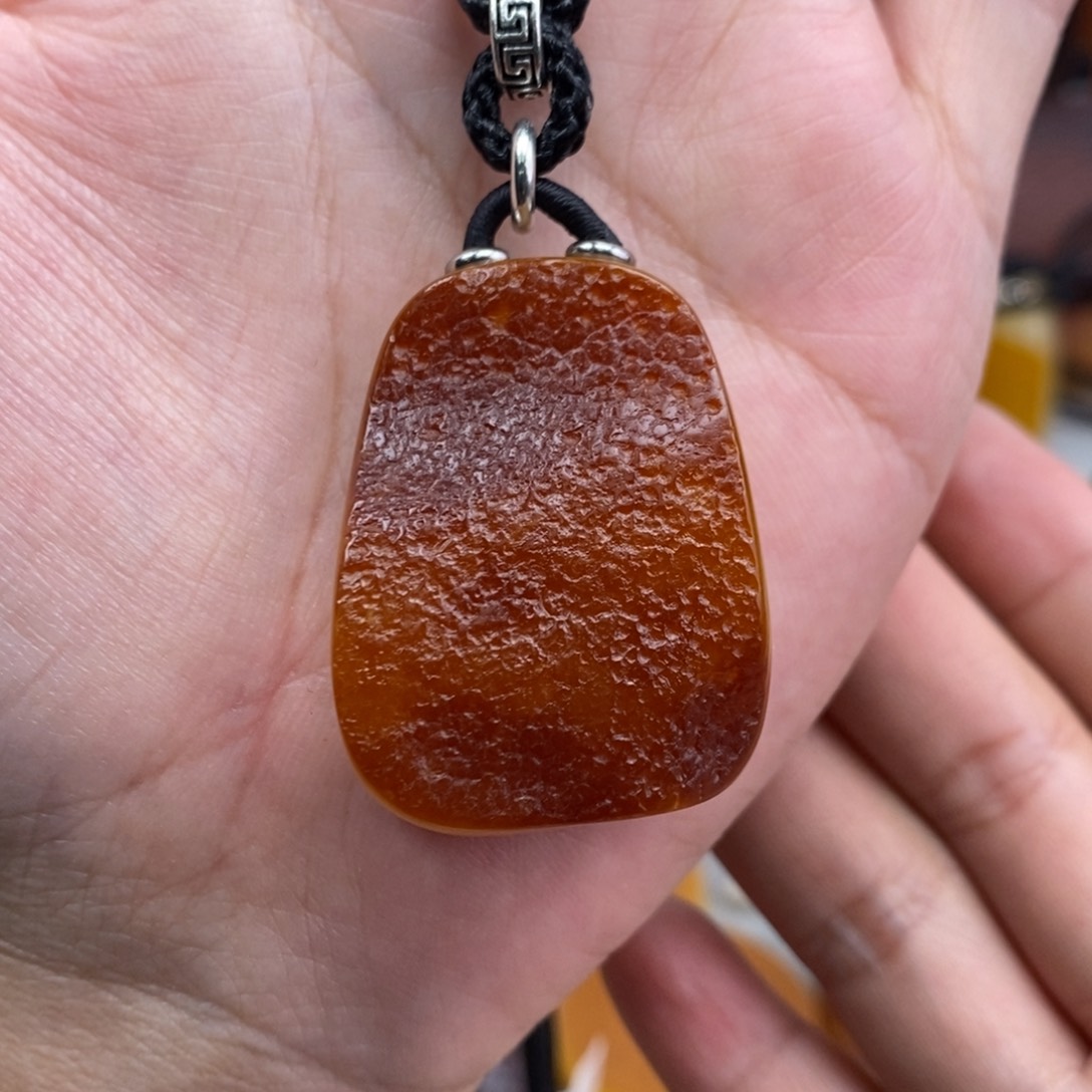 琥珀吊坠(赠链)未镶嵌