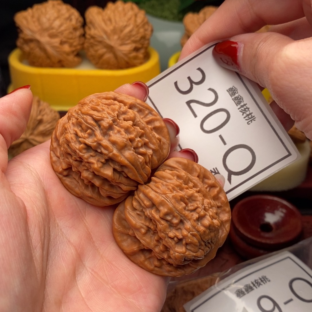 文玩核桃把件汉高楼43