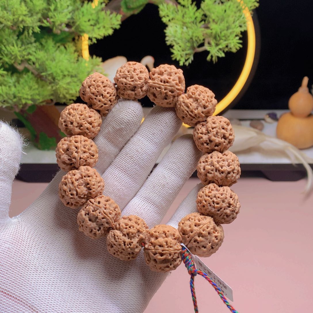 金刚菩提手串23尺镂空峰王