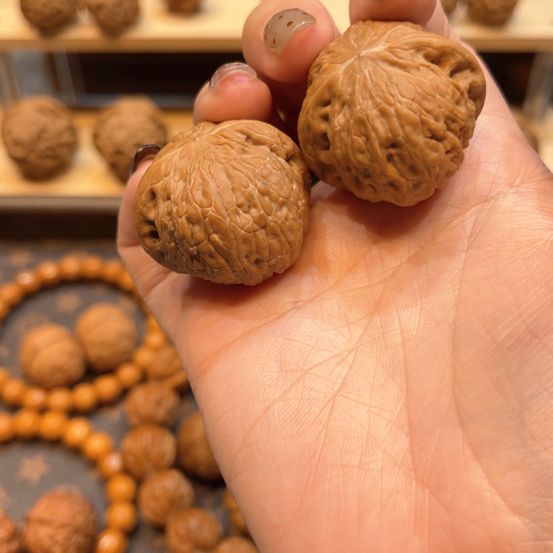 文玩核桃把件简***?铁锤33尺