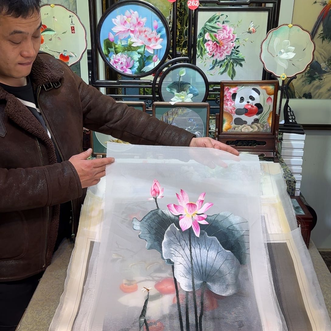 刺绣刺绣工艺精湛